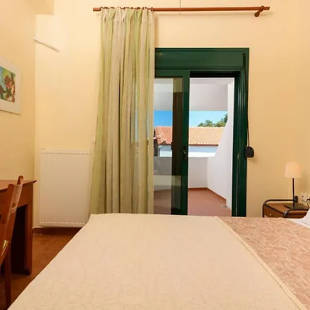 Zoe's Sea View דירה