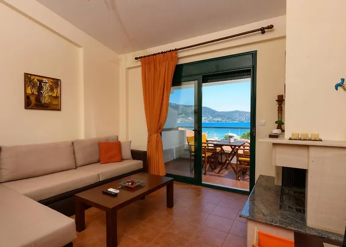 Zoe's Sea View Апартаменты Скала-Потамиас