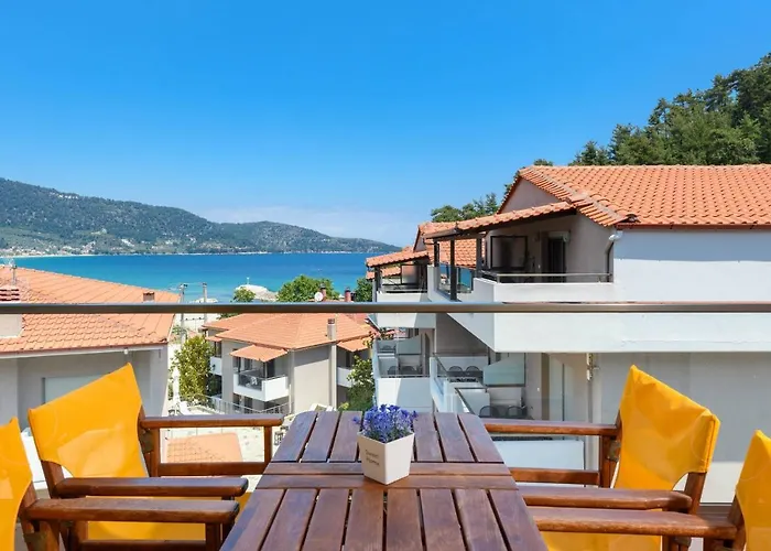 Zoe's Sea View Апартаменты *